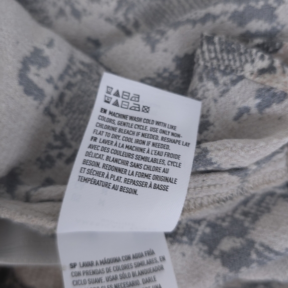 American Eagle Outfitters Animal Print Pencil Midi Skirt Size M - Picture 12 of 13